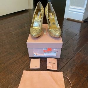 NIB Brand New Miu Miu Glitter Womens Platform Pumps 36.5